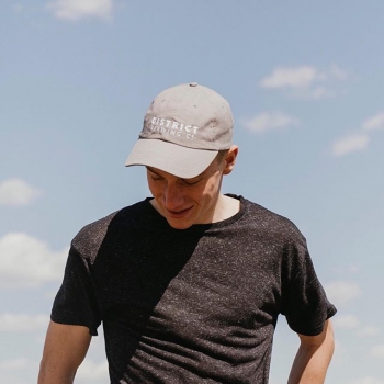 Tomorrow’s gonna be sunny.
We got a Dad Hat for that 🧢👌🏼
.
.
.
.
.
.
.
.
#explore #adventures #saskatchewan #exploresask #photog #photography #spring #travel #artist #photos #inspo #craft #lake #dadhat #craftbeer #districtbrewing #craftbeers #c